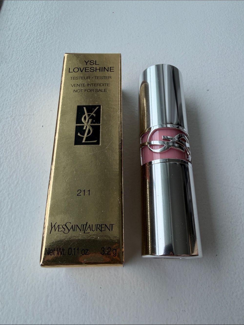Yves Saint Laurent Loveshine Lipstick - Red (211)